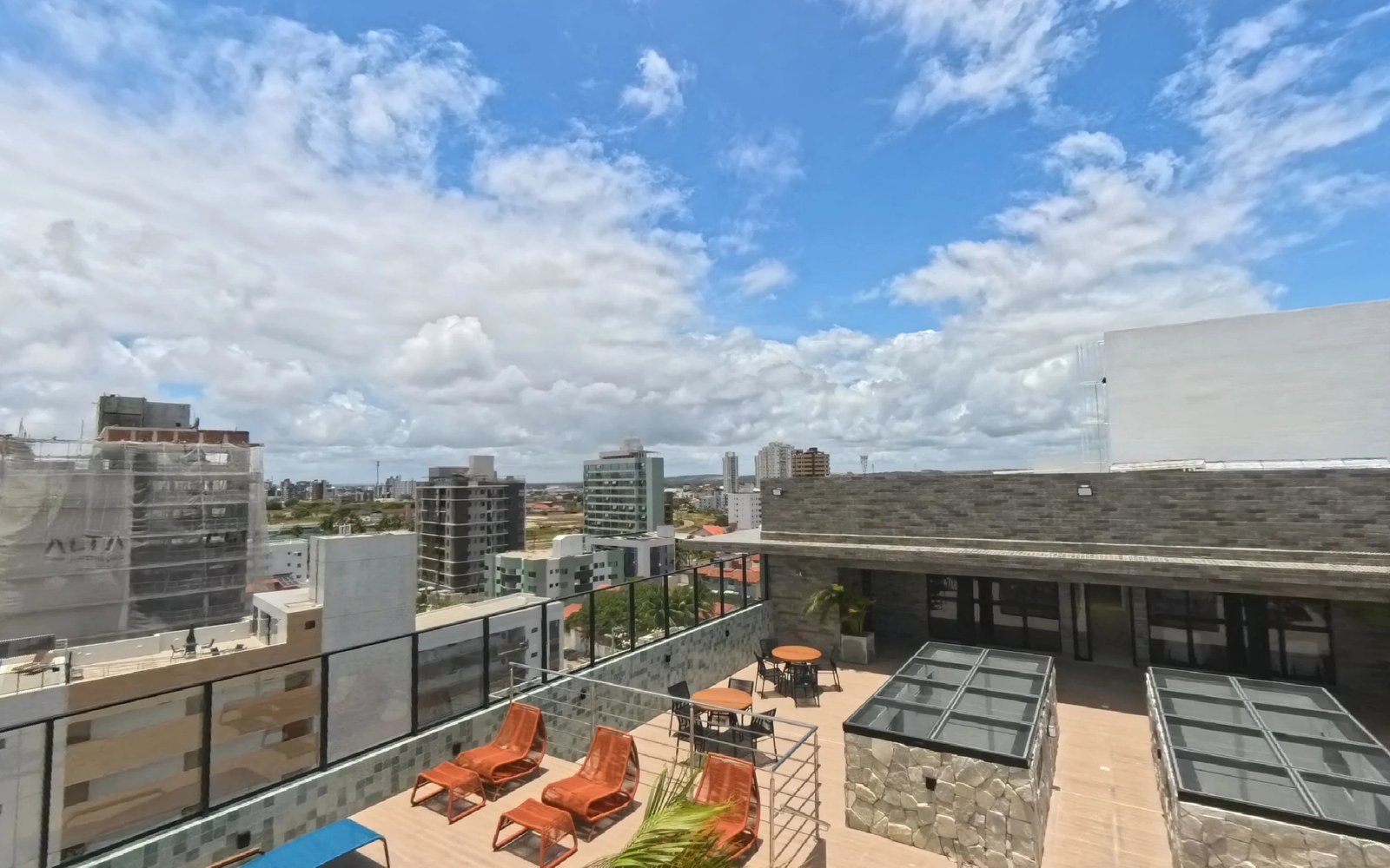 Tour virtual 360° personalizado: exemplo Noa Residence