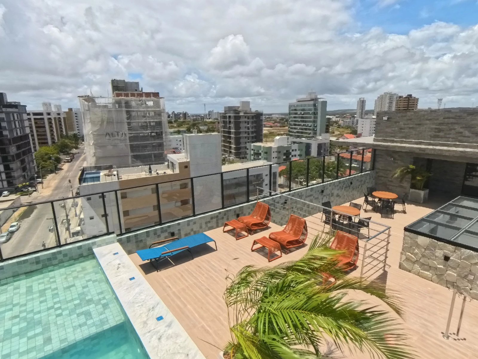 Tour virtual para construtora: do terreno à entrega em 360° Tour virtual para construtora: do terreno à entrega em 360°